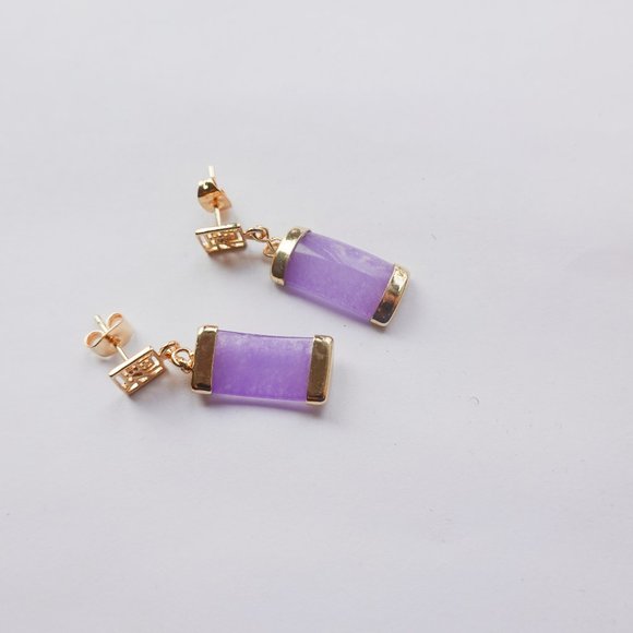 Chinese Lavender Jade Gold Filled Earrings - Picture 2 of 2